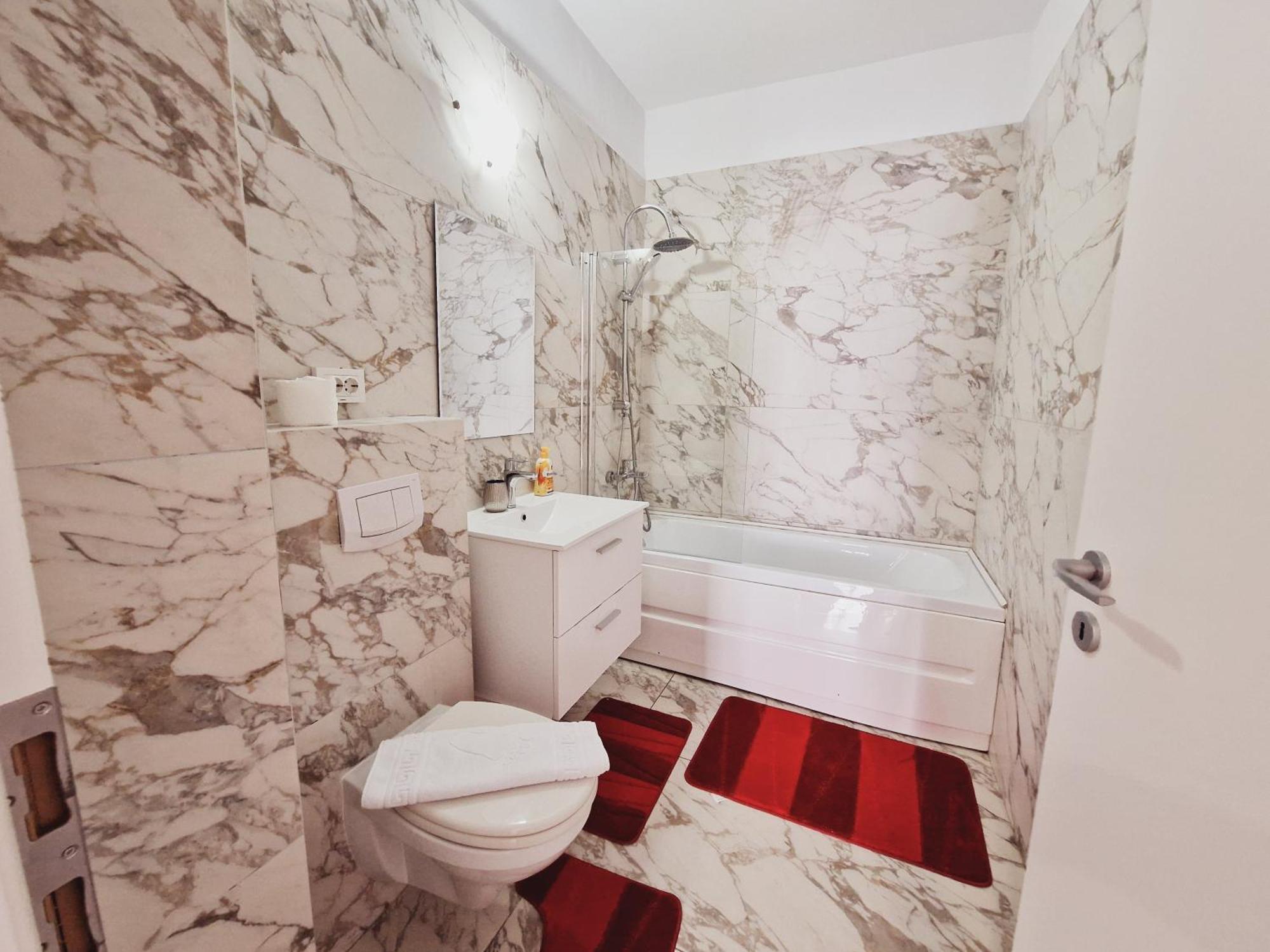 Ultracentral 5* Boutique Hotel Style Apartment. Brand New. 2 Rooms. Spacious. Free Parking Cluj Napoca Bagian luar foto